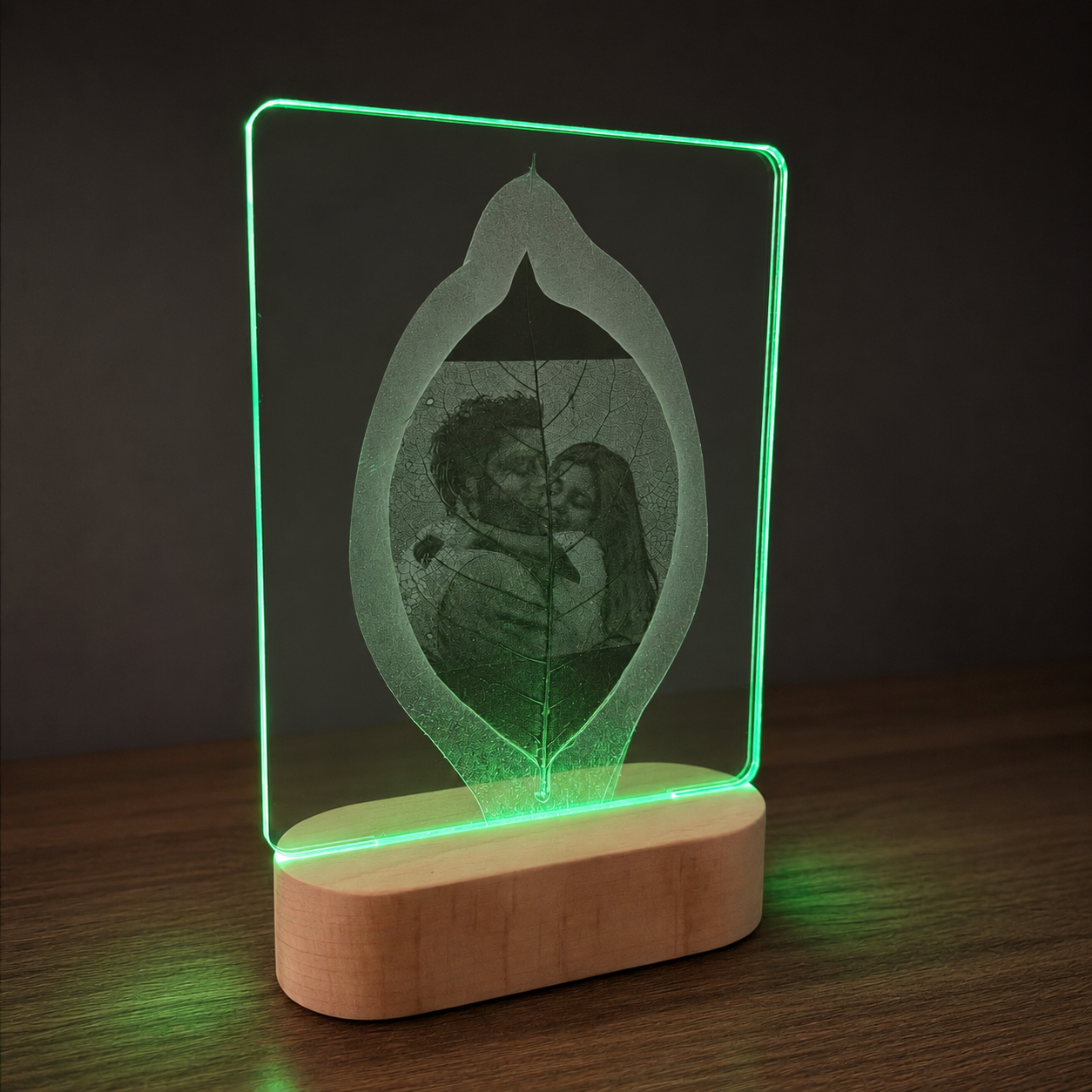 Custom Photo Engraved on the Leaf