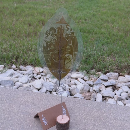 Custom Photo Engraved on the Leaf